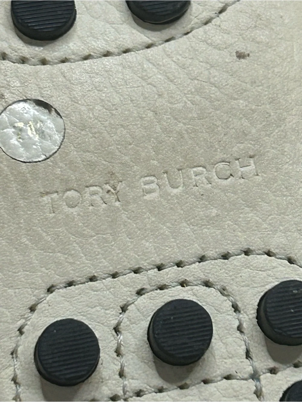 Tory Burch Cream Pebbled Leather Loafers with Gold Logo